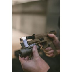 Sig Sauer Vantage Point Pistol Compensator for Precision Shooting and Reloading